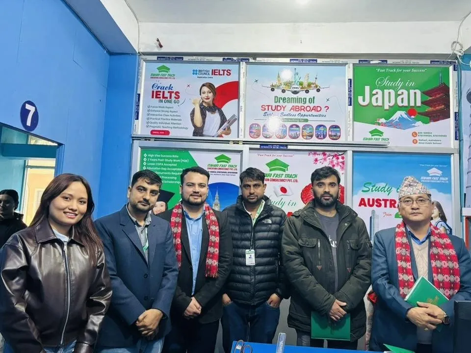 Education consultancy Itahari – one-on-one student counseling session at Fast Track